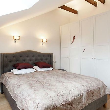 #Stayhere 3Bdr Modern & Stylish Apartment - Heart Of Old Town By Houseys Vilnius Bagian luar foto