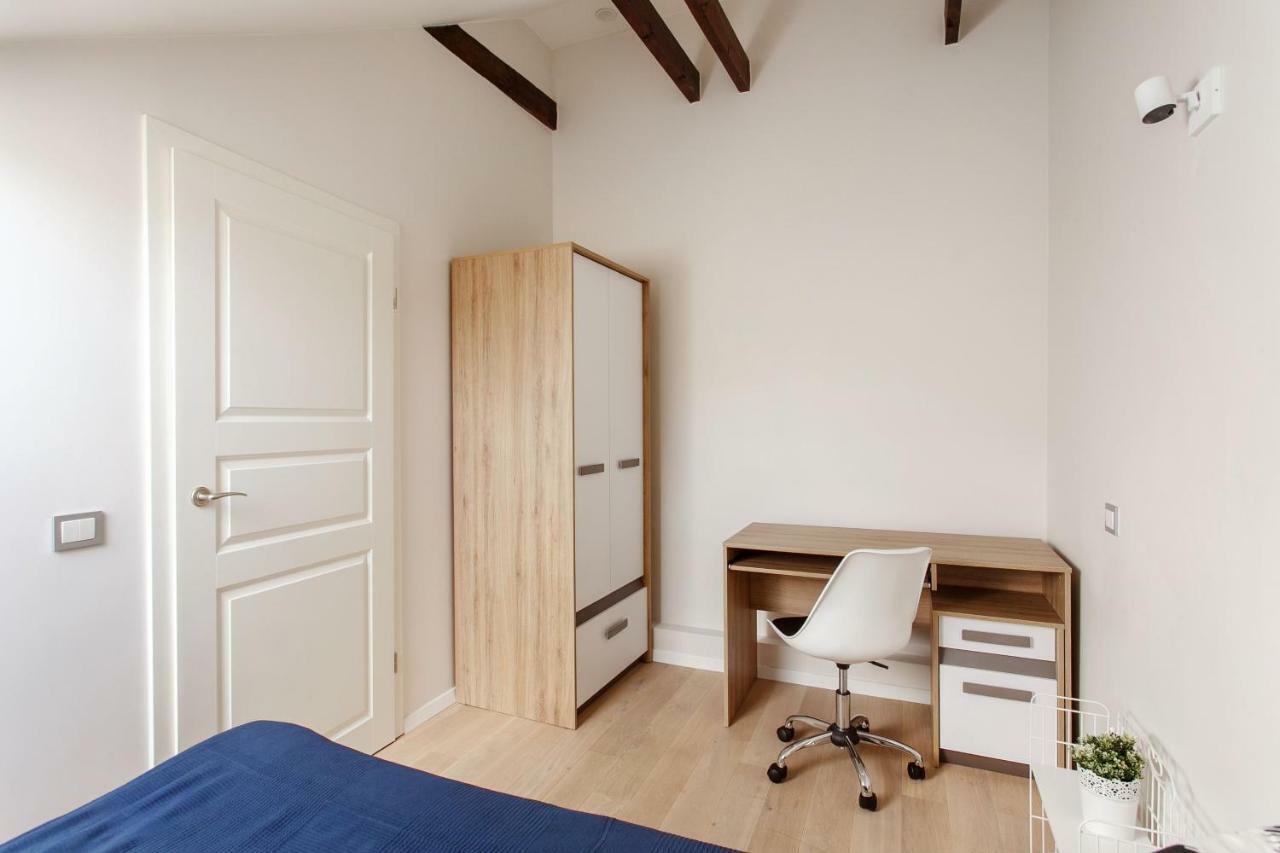 #Stayhere 3Bdr Modern & Stylish Apartment - Heart Of Old Town By Houseys Vilnius Bagian luar foto