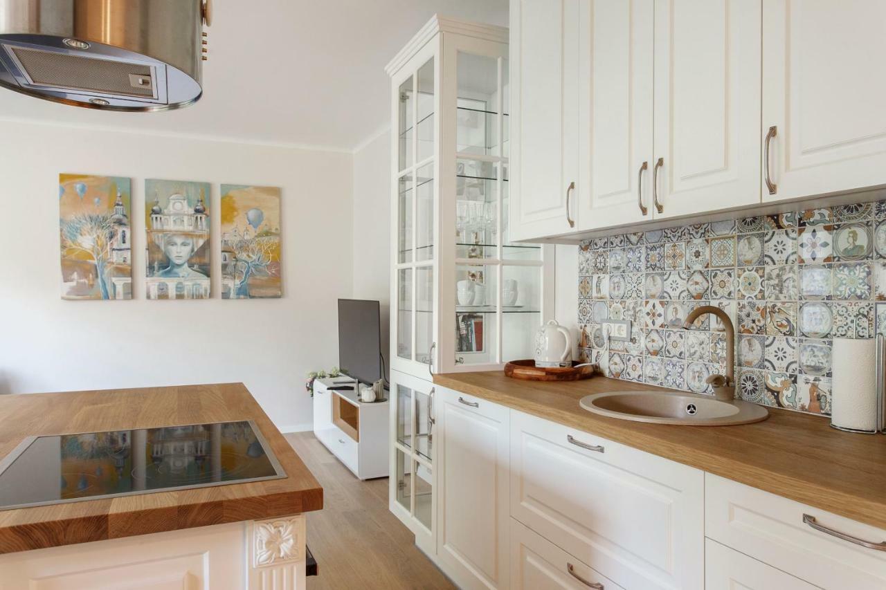 #Stayhere 3Bdr Modern & Stylish Apartment - Heart Of Old Town By Houseys Vilnius Bagian luar foto